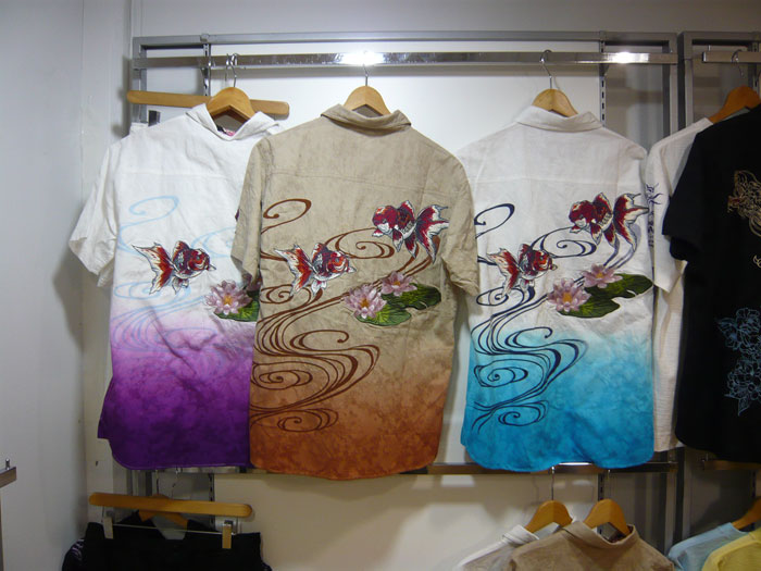 絡繰魂　金魚刺繍 和柄半袖シャツ