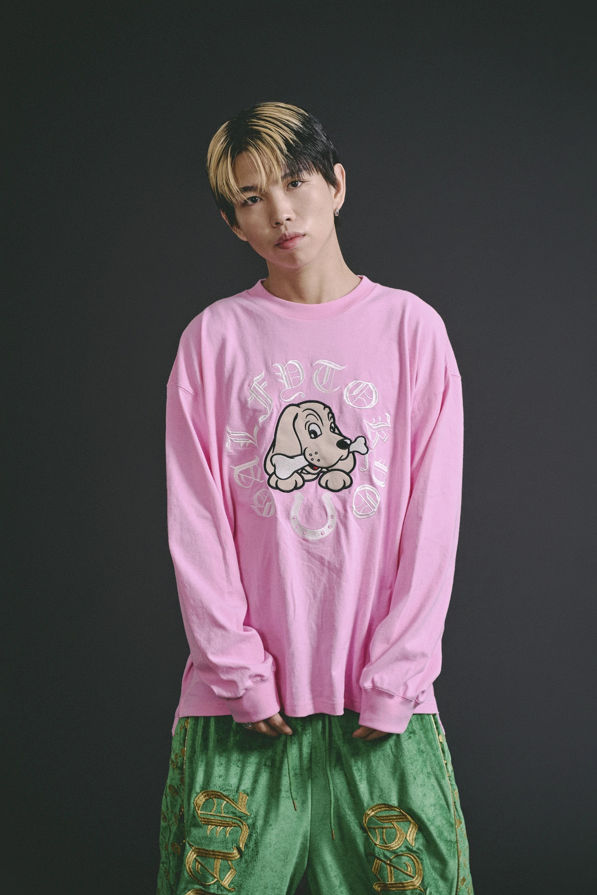 GALFY 164013／ピンク（50）／前面の着用写真